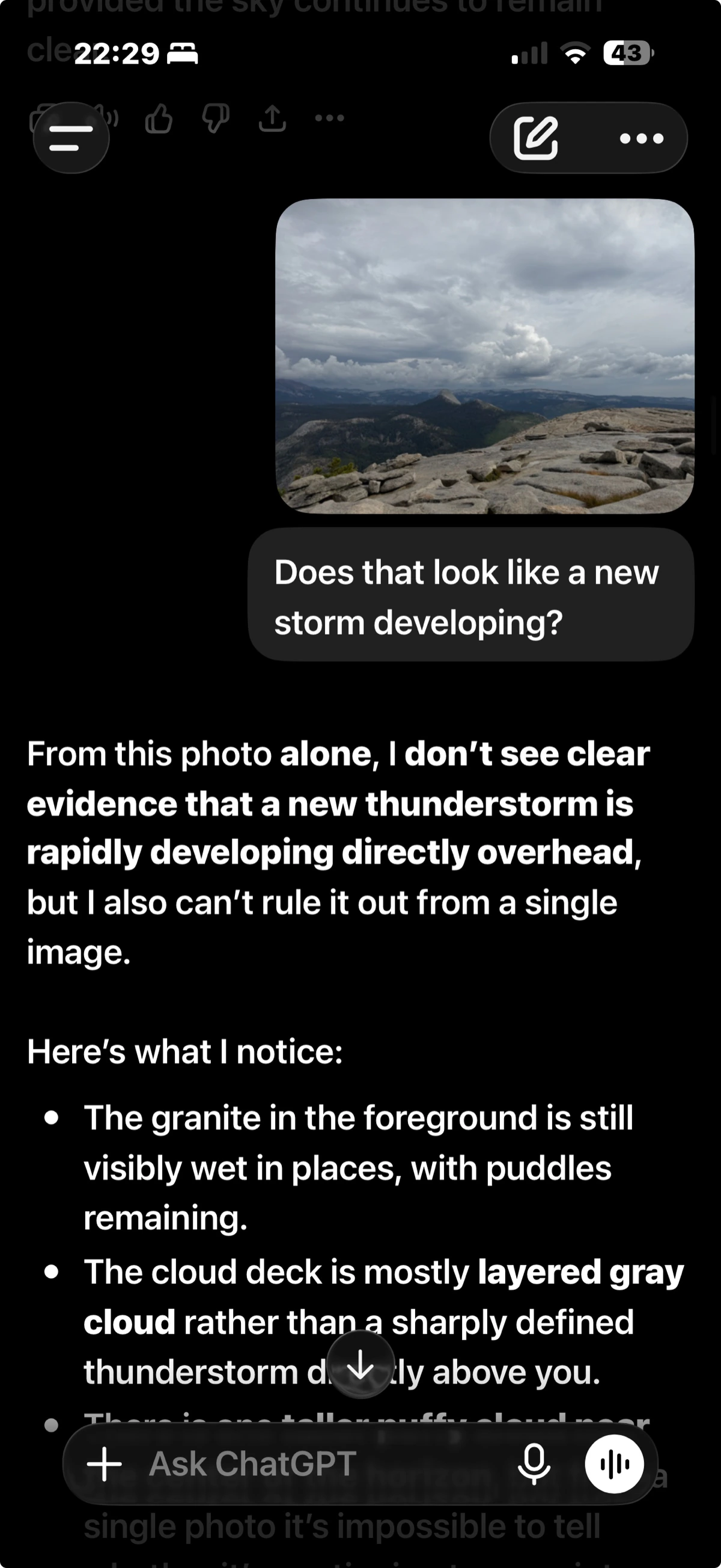 向ChatGPT询问天气的对话截图